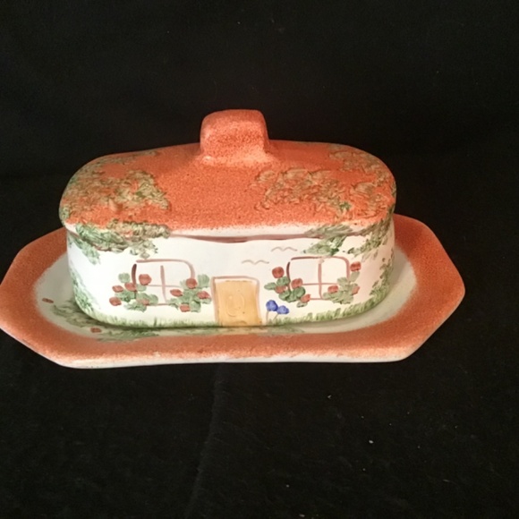 Rare Find- Butter Cheese Lidded Dish Pottery Hand Painted Cottagecore House. - Picture 3 of 11